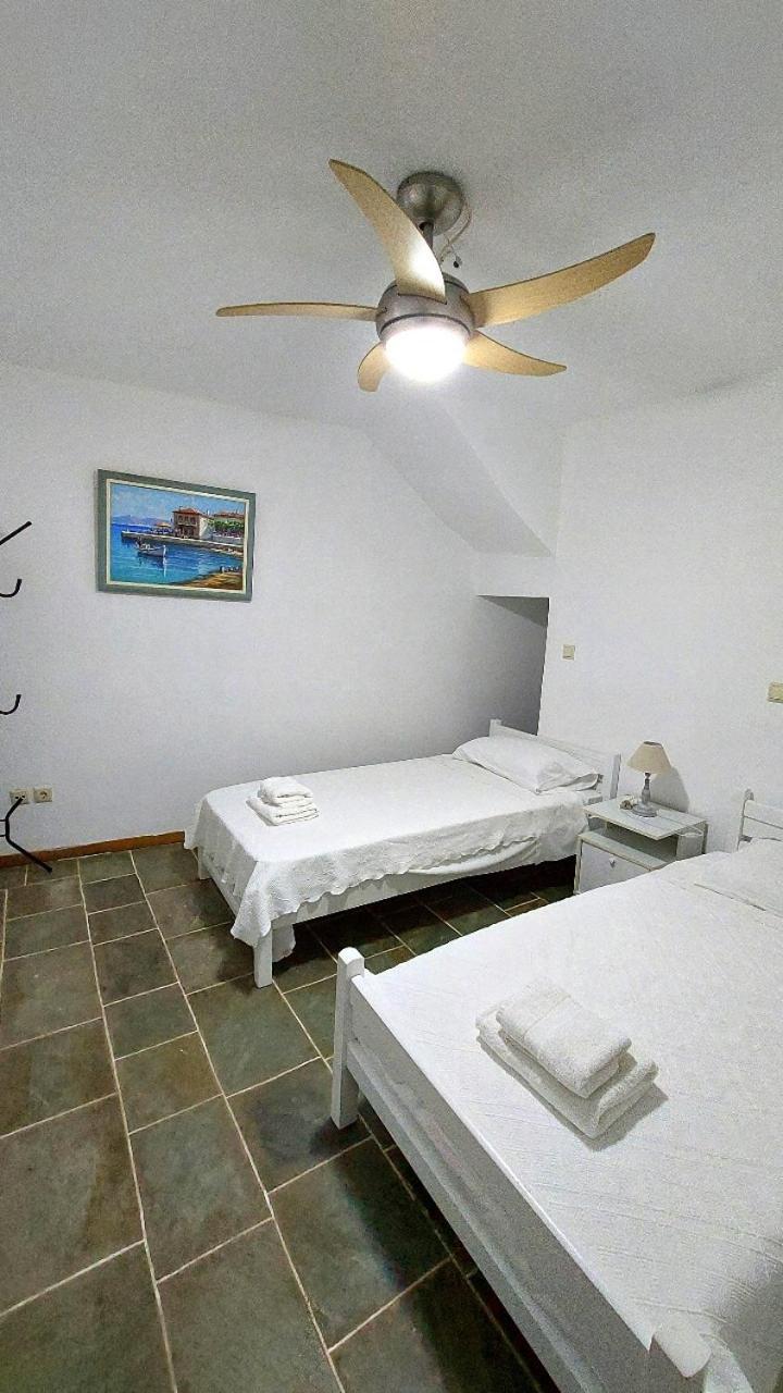 Kamara Apartman Kamáresz Szoba fotó